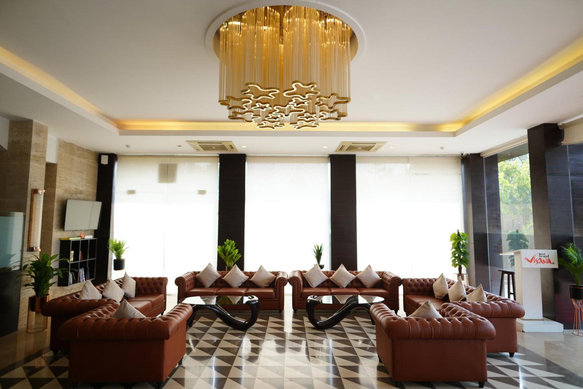 Hotel Grand Visava Lonavala Εξωτερικό φωτογραφία