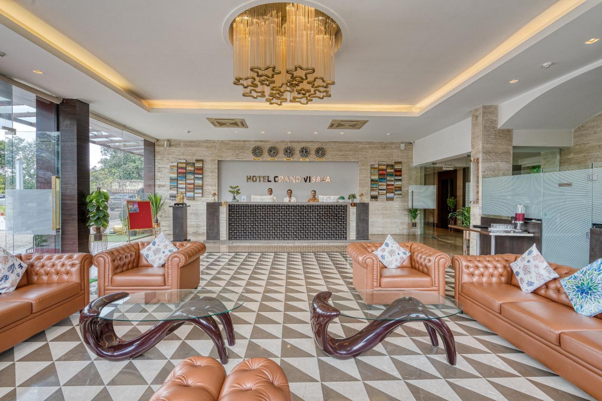 Hotel Grand Visava Lonavala Εξωτερικό φωτογραφία