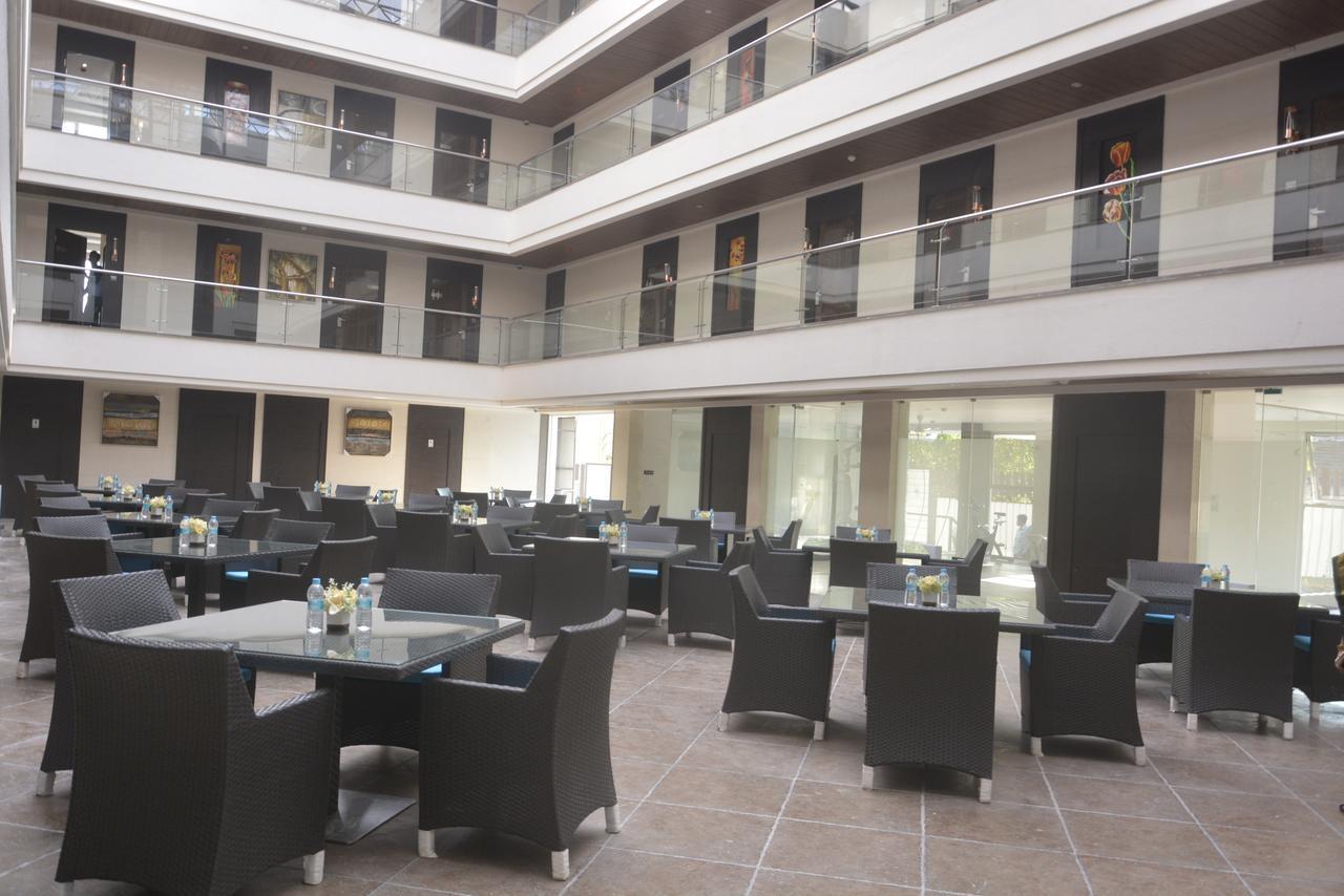 Hotel Grand Visava Lonavala Εξωτερικό φωτογραφία