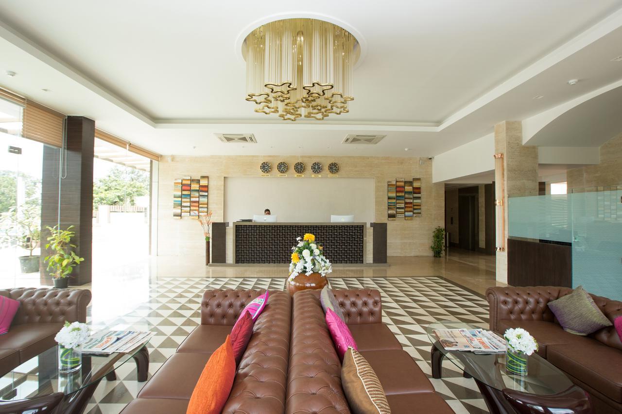 Hotel Grand Visava Lonavala Εξωτερικό φωτογραφία