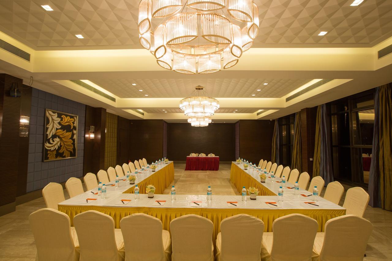 Hotel Grand Visava Lonavala Εξωτερικό φωτογραφία