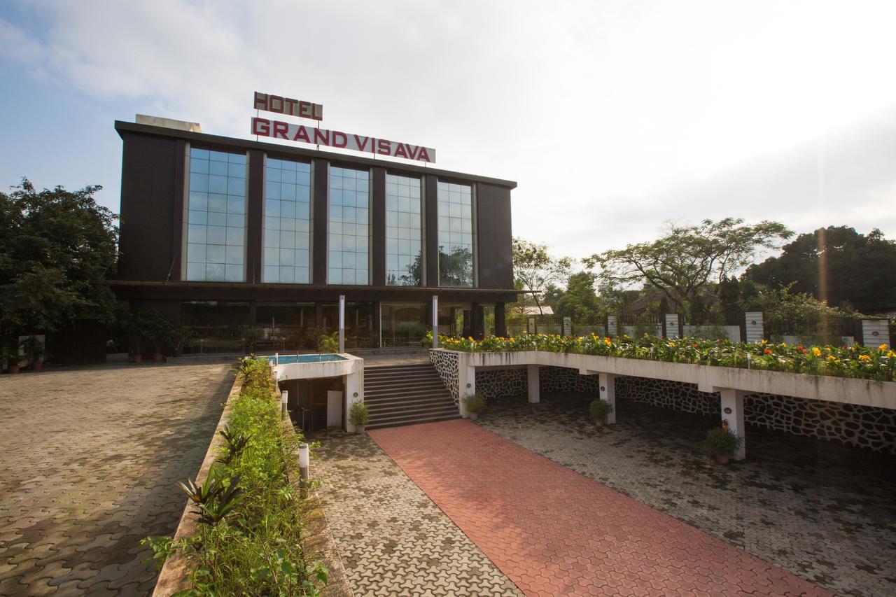 Hotel Grand Visava Lonavala Εξωτερικό φωτογραφία