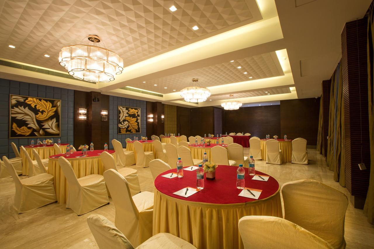 Hotel Grand Visava Lonavala Εξωτερικό φωτογραφία