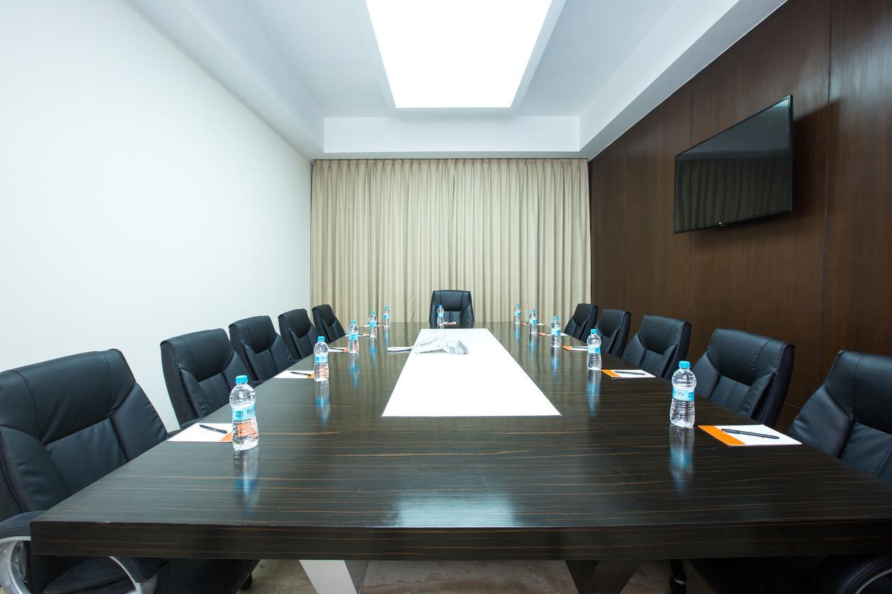 Hotel Grand Visava Lonavala Εξωτερικό φωτογραφία
